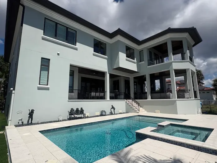 Waterfront Tampa estate with pool and spa after window cleaning by Pelican Exteriors
