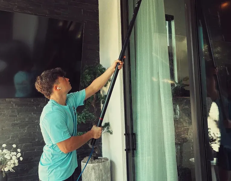 Exterior Window Cleaning in Tampa by Pelican Exteriors